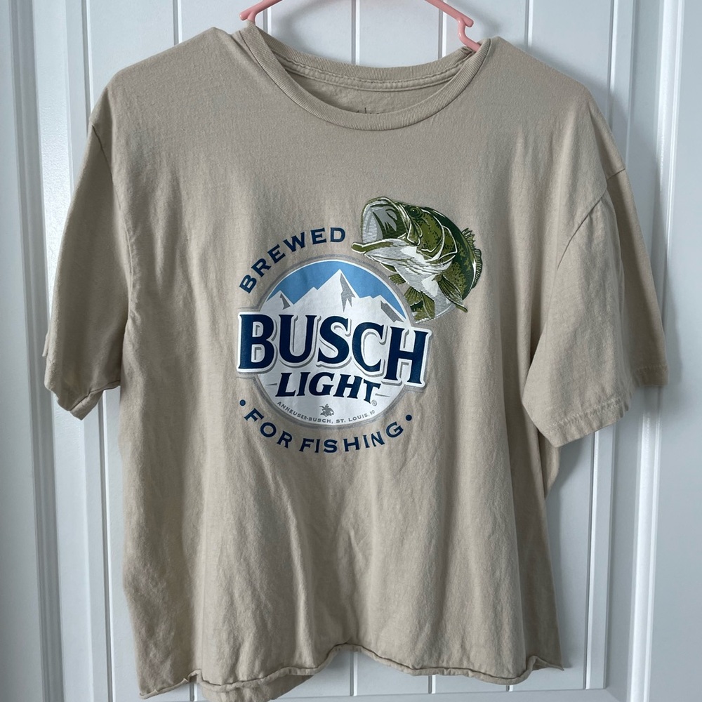 Cropped cream Busch light tshirt size L